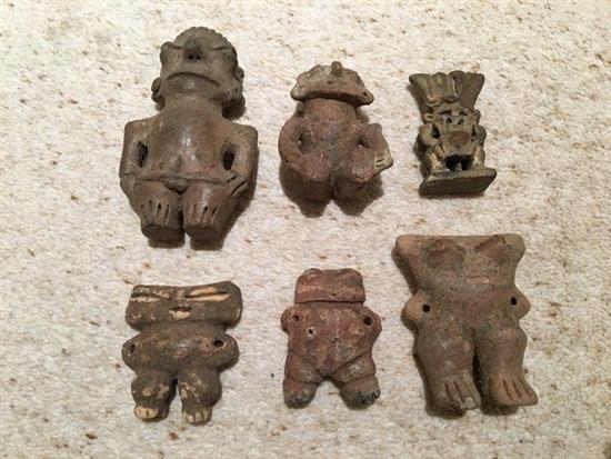 A group of pre-Columbian and Peruvian pottery vessels and figures,